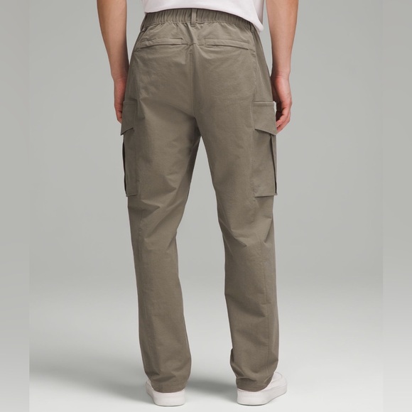 Stretch Cotton VersaTwill Relaxed-Fit Cargo Pants - Picture 2 of 6